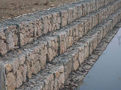 What are the advantages of river gabion slope protection